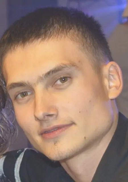 Я Антон, 34, из Кобрина, ищу знакомства без обязательств