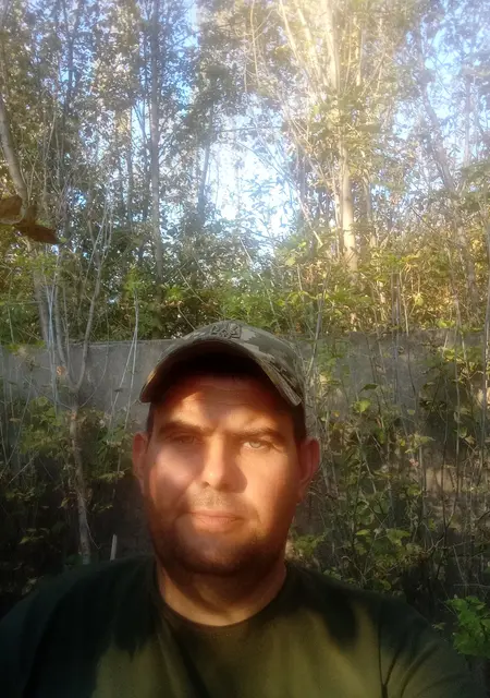 Тарас з Петропавлівка, шукаю на сайті знайомства без зобов'язань