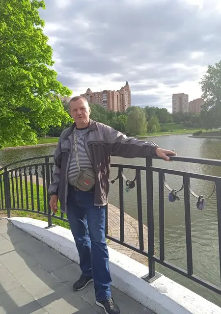 Я Александр, 48, из Стаханова, ищу знакомство для постоянных отношений