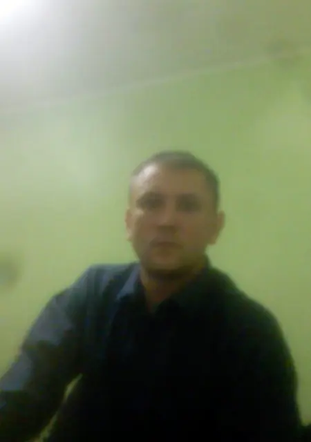 Олег з Черкас, мені 45 років, познайомлюсь для приємного проведення часу