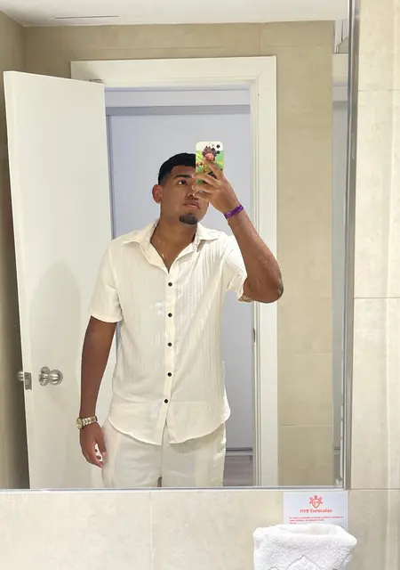 Jesus de Palma de Mallorca, tengo 25 años, listo para conocer para conversación virtual