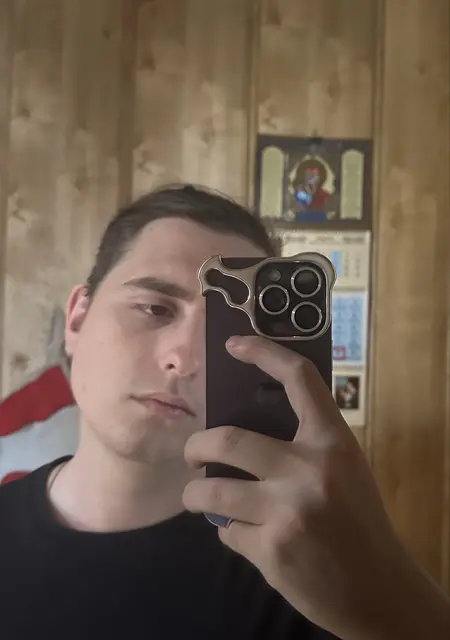 Петр из Киева, ищу на сайте знакомства на одну ночь