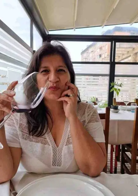 Soy Anabixe, 52 años de Linares, busco conocer gente para relación abierta