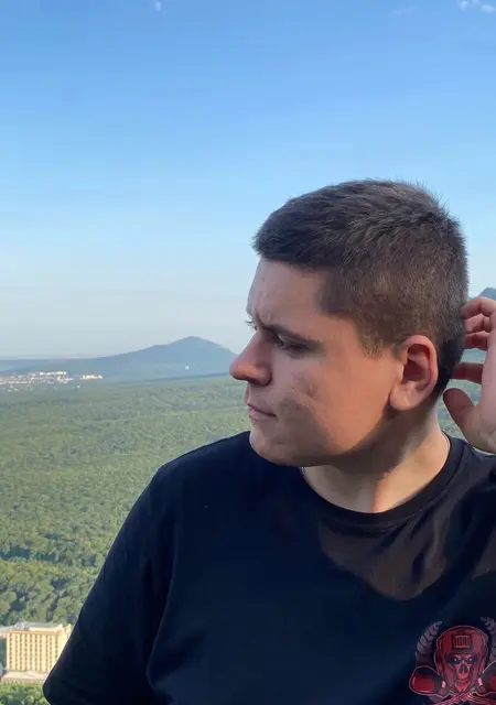 Я Дмитрий, 21, знакомлюсь без обязательств в Амстердаме