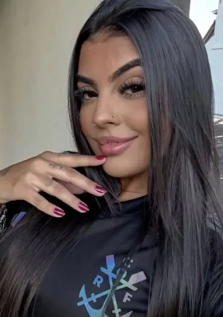 Julia Safadinha из Рио-де-жанейро, мне 18, познакомлюсь для дружбы