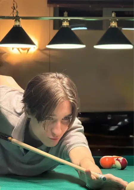 Из Франкфурта-на-майне, мне 26, познакомлюсь