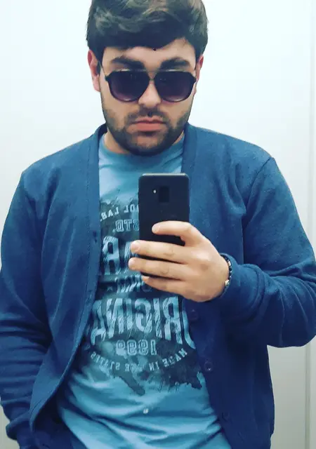 Я Vache Safaryan, 27, знакомлюсь для совместных путешествий в Ереване