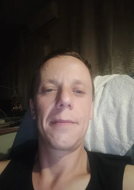 Я Сергей, 41 років, знайомлюсь для постійних стосунків у Кривому Розі