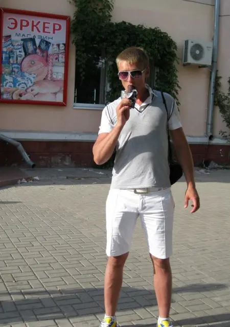 Я Роман, 41 років, знайомлюсь без зобов'язань у Мирнограде