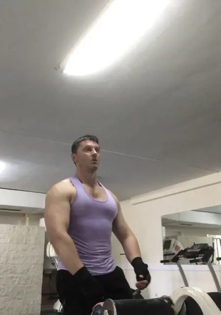 Soy Pedro, 35 años, conociéndome para relación a largo plazo en Santiago de Compostela