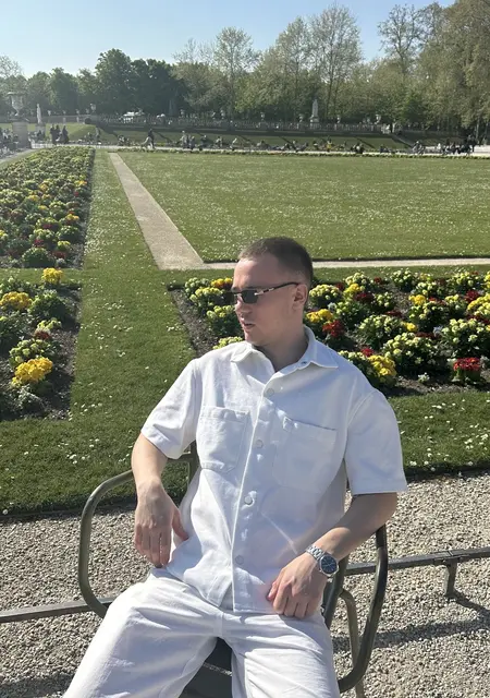 Я Maks, 21, из Варшавы, ищу знакомства без обязательств