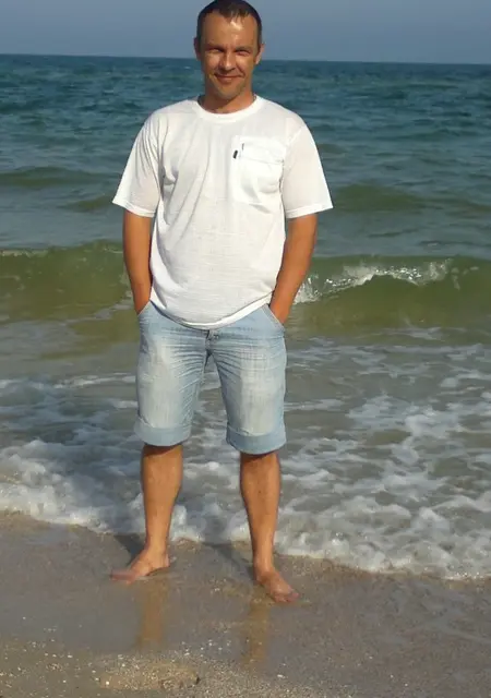 Лостя з Мелітополя, шукаю на сайті знайомства на одну ніч