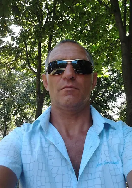 Я Игорь, 59, знакомлюсь на одну ночь в Кропивницком