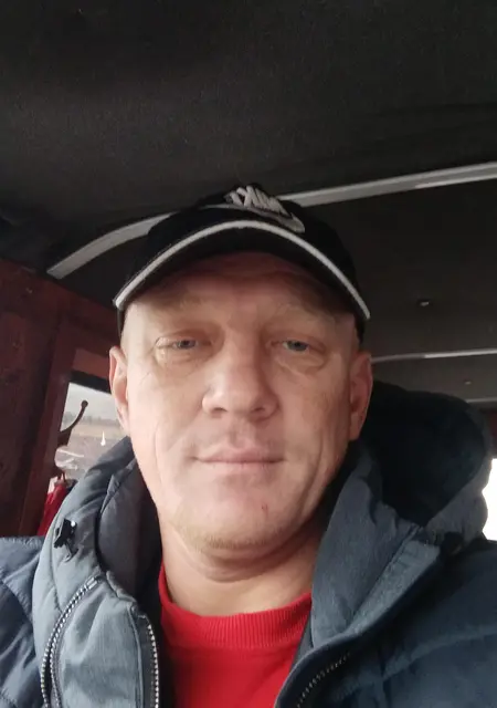 Руслан из Бердянска, мне 46, познакомлюсь на одну ночь