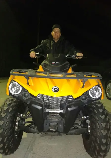 Я Евгений, 52 років з Чернігова, шукаю знайомства без зобов'язань