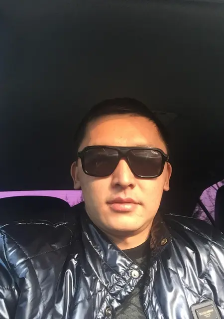 Я Серик, 30, из Шымкента, ищу знакомство для совместных путешествий