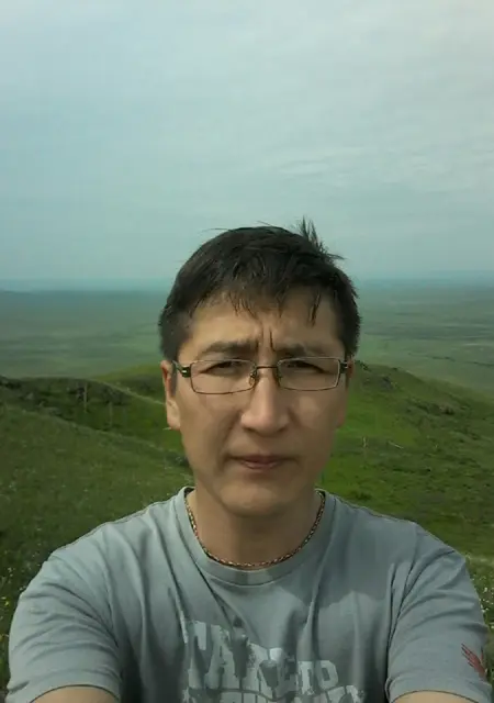 Я Серик, 50, из Алматы, ищу знакомство для дружбы