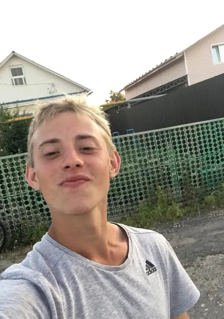 Я Максим, 30, из Макеевки, ищу знакомство для постоянных отношений