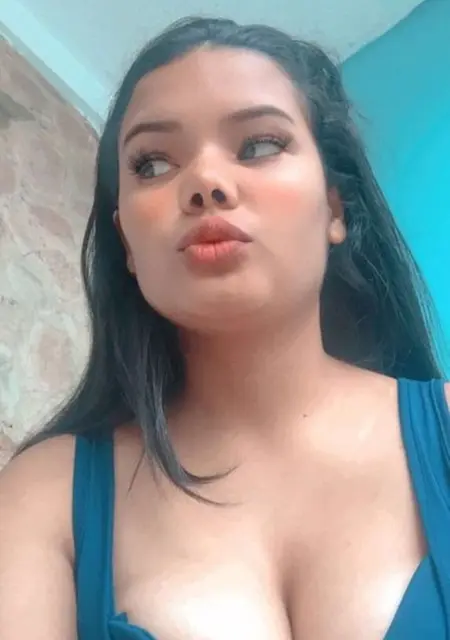 Soy Oriana, 22 años, conociéndome en Madrid