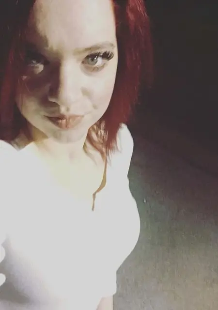 Я Elizabeth Garoufal, 29, знакомлюсь в Афинах