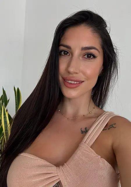 Я Юлия, 30, знакомлюсь для общения в Дубае