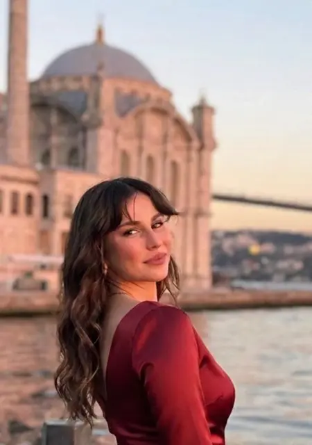 Medine из Стамбула, ищу на сайте вирта