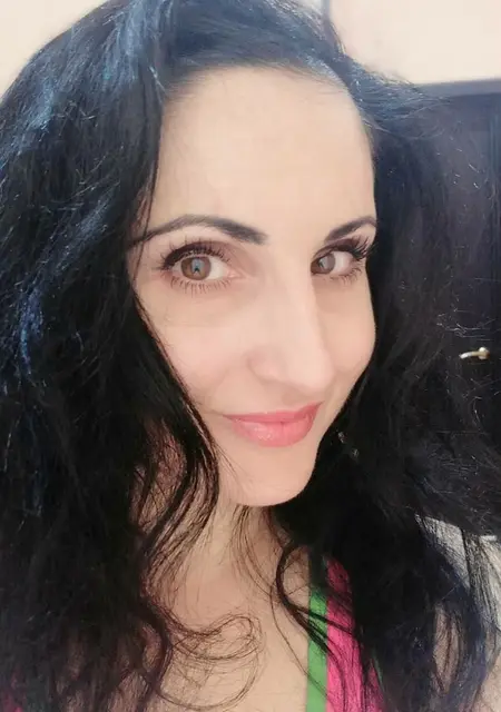 Юлиана из Сум, мне 39, познакомлюсь для приятного времяпровождения