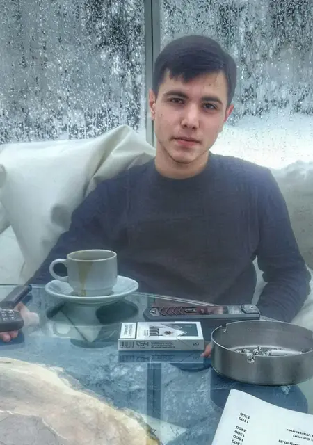 Я Влад, 43, из Херсона, ищу знакомство для приятного времяпровождения