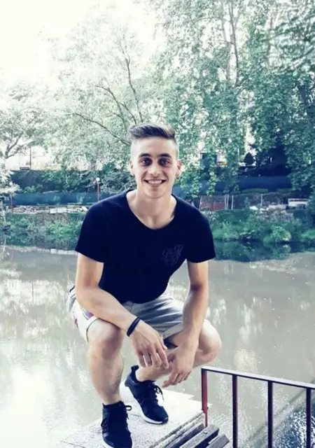 Я Mario, 23, из Лиссабона, ищу знакомство