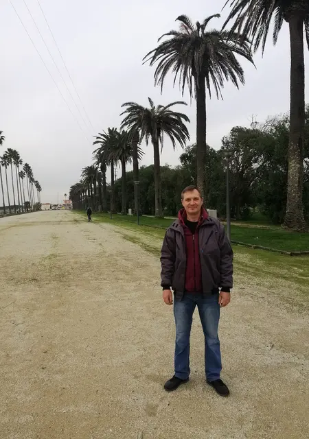 Yurii из Херсона, мне 51, познакомлюсь для приятного времяпровождения