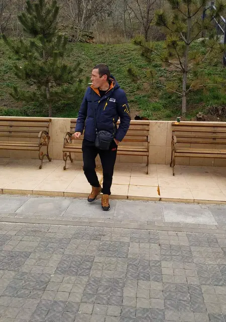 Олег из Одессы, ищу на сайте знакомства на одну ночь