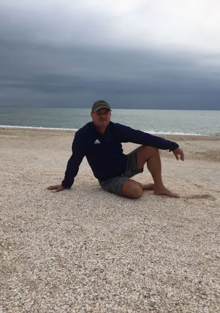 Я Valeriy, 53, из Днепра, ищу знакомства без обязательств