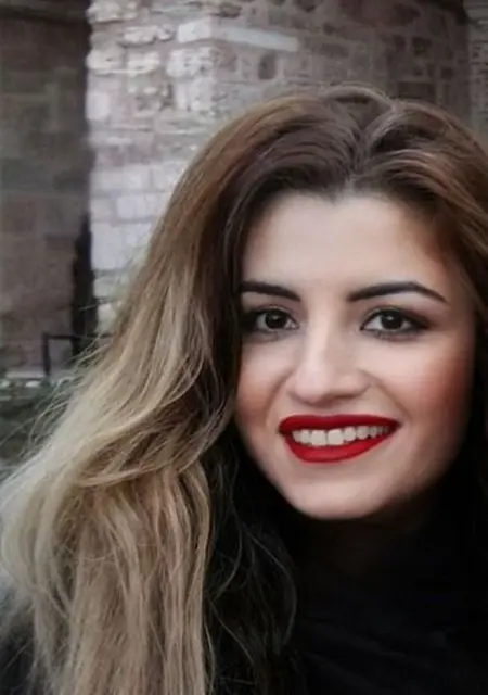 Я Thea, 44, из Афин, ищу знакомство