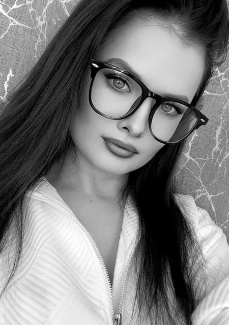 Я Евгения, 27, из Амстердама, ищу знакомство для дружбы