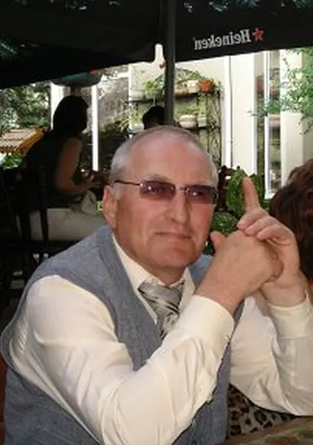 Я Алекс, 68, знакомлюсь для дружбы в Макеевке