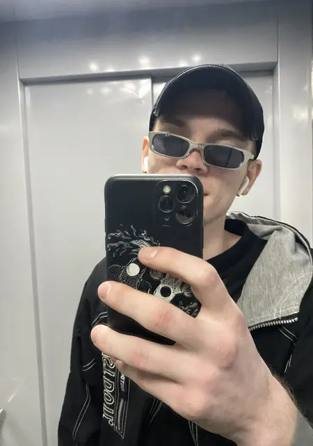 Я Малыш, 21 років, знайомлюсь для спілкування у Києві