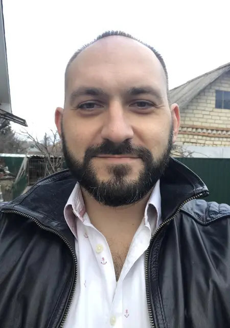 Я Hunter, 39 років з Кропивницького, шукаю знайомство для вірт