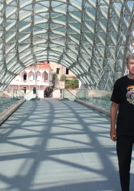 Виктор з Києва, шукаю на сайті постійні стосунки