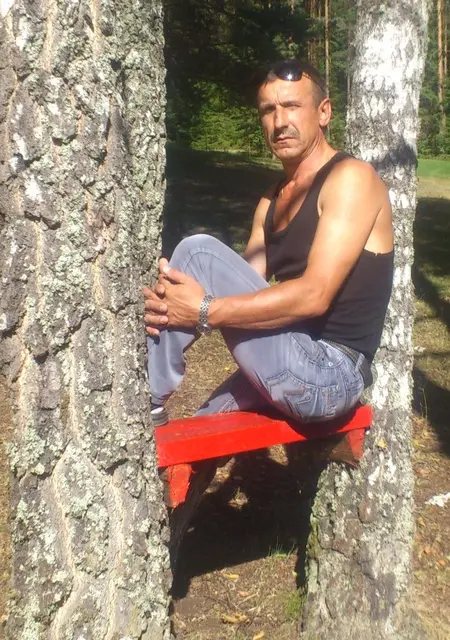 Я Толян, 60, из Витебска, ищу знакомства без обязательств