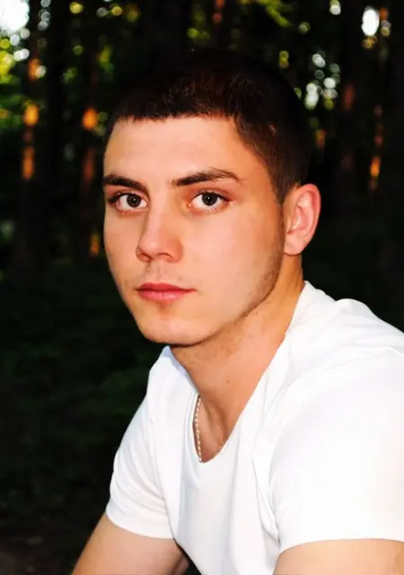 Серьожа з Умани, шукаю на сайті знайомства на одну ніч