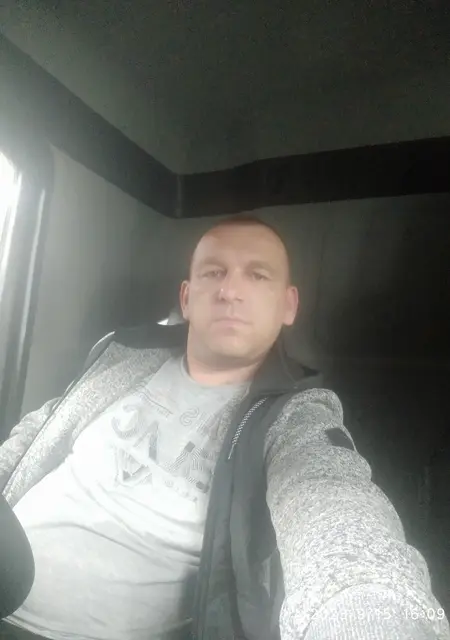 Я Сергей, 43, знакомлюсь без обязательств в Львове