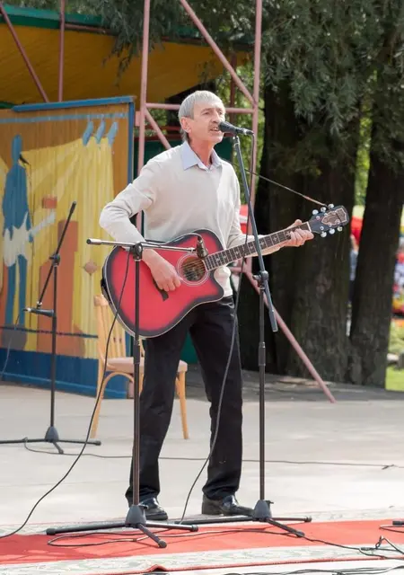 Я Леонид, 62, знакомлюсь для постоянных отношений в Мозыре