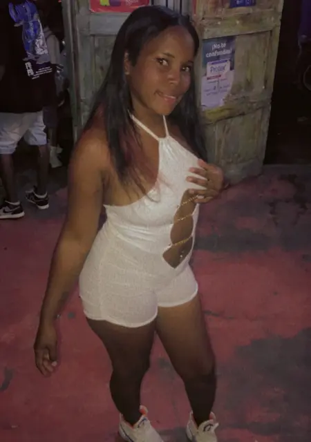 Я Franchesca, 23, знакомлюсь для общения в Ла-романе