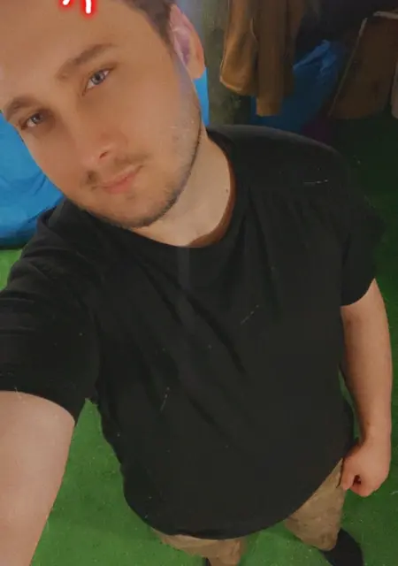 Григорий из Дружковки, мне 25, познакомлюсь без обязательств