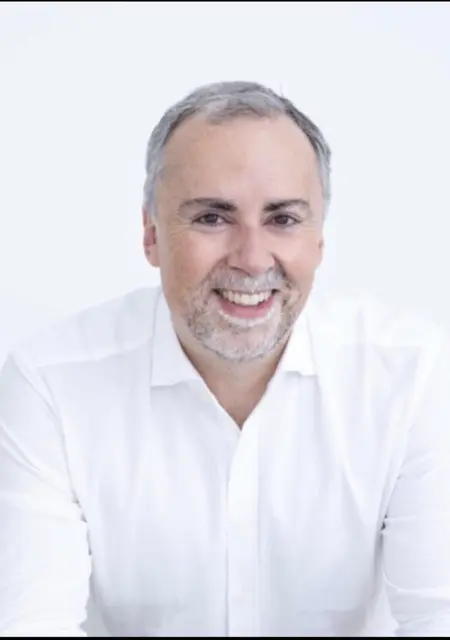 Я Toni, 54, из Мадрида, ищу знакомство для дружбы