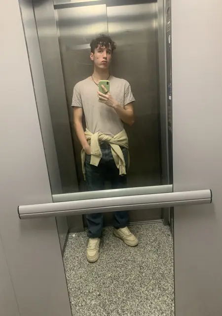 Soy Aitor, 19 años, conociéndome para conversación virtual en Castelló de la Plana