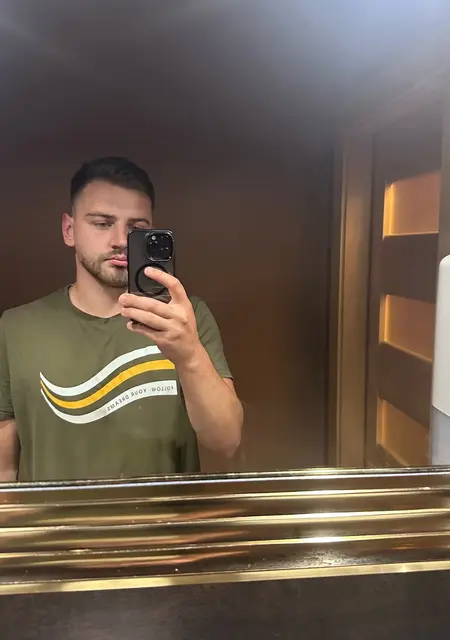 Андрій из Калуша, ищу на сайте дружбу