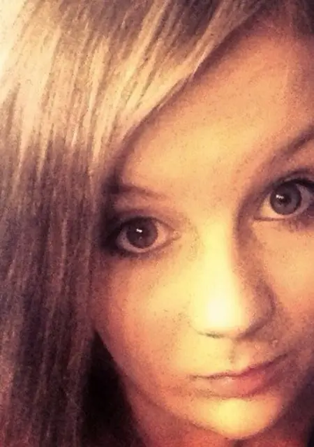 Я Алекса, 35, из Амстердама, ищу знакомство для приятного времяпровождения