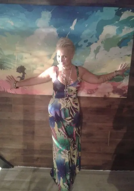 Я Elizaveta, 44, из Киева, ищу знакомство для дружбы