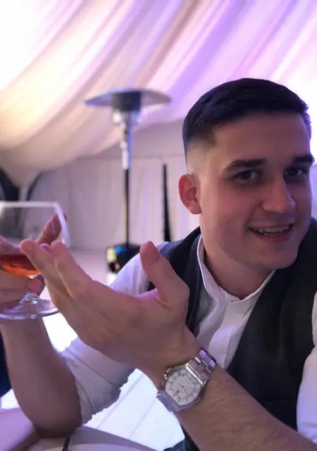 Я Alex, 25, знакомлюсь без обязательств в Гомеле